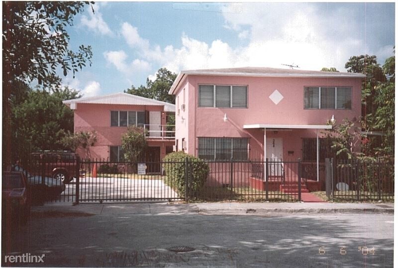 Primary Photo - 2 br, 1 bath Apartment - 368 SW 11th St