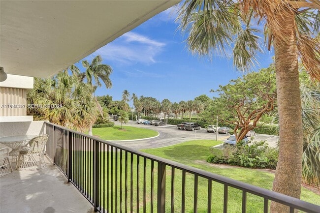 Foto del edificio - 1201 S Ocean Dr