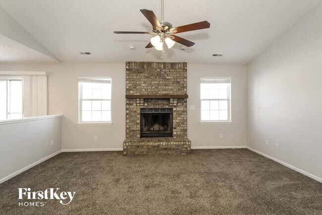 Foto del edificio - 11824 Shannon Pointe Rd