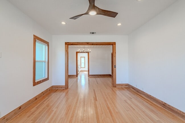 Foto del edificio - 6706 Fisher Rd