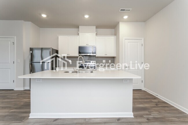 Foto del edificio - 5609 Hydrangea St