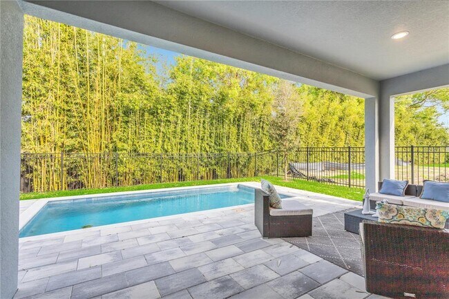 Foto del edificio - 2425 Park Ridge St