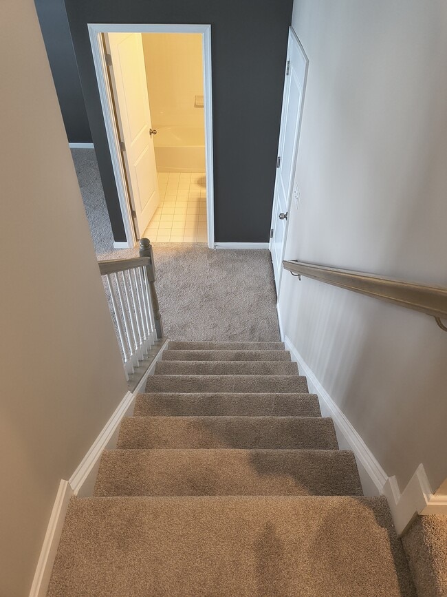 Building Photo - 15116 Hogshead Way