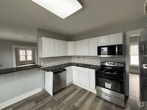 Building Photo - 300 Whittier Ave