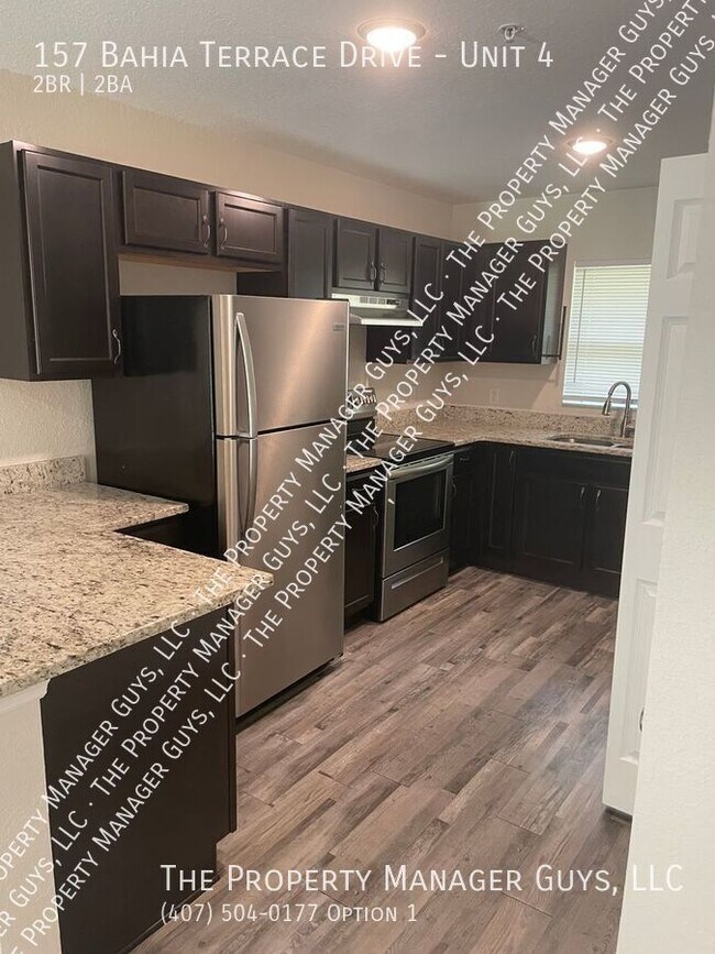 Building Photo - **APPLICATION PENDING* - 2/2 For Rent in O...