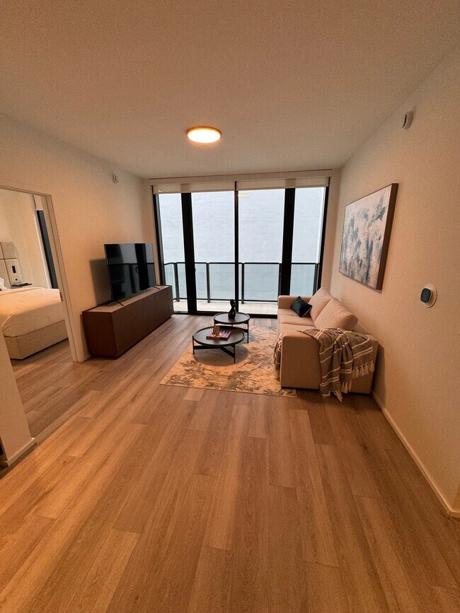 Foto del edificio - 105 NE 25th St