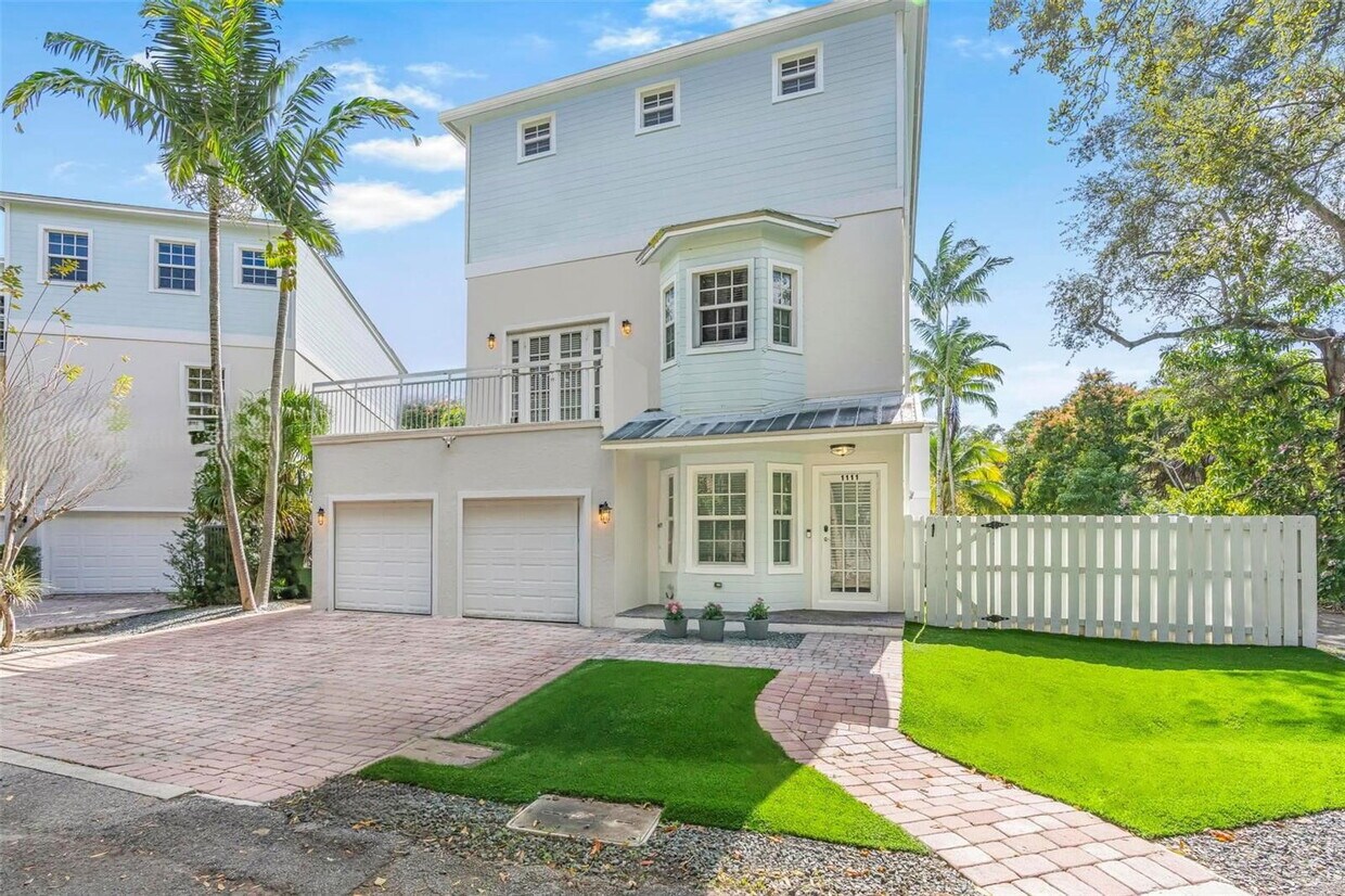 Photo - 1111 Waverly Road, Fort Lauderdale, FL 33312 - 4 BR 3 BA Single-Family Home