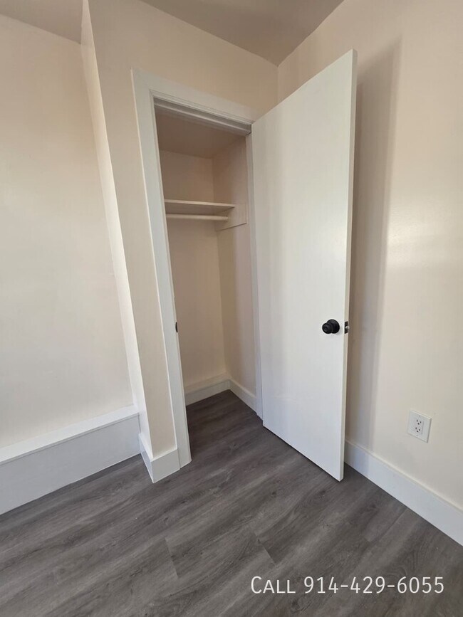 Building Photo - 258 Woodworth Ave