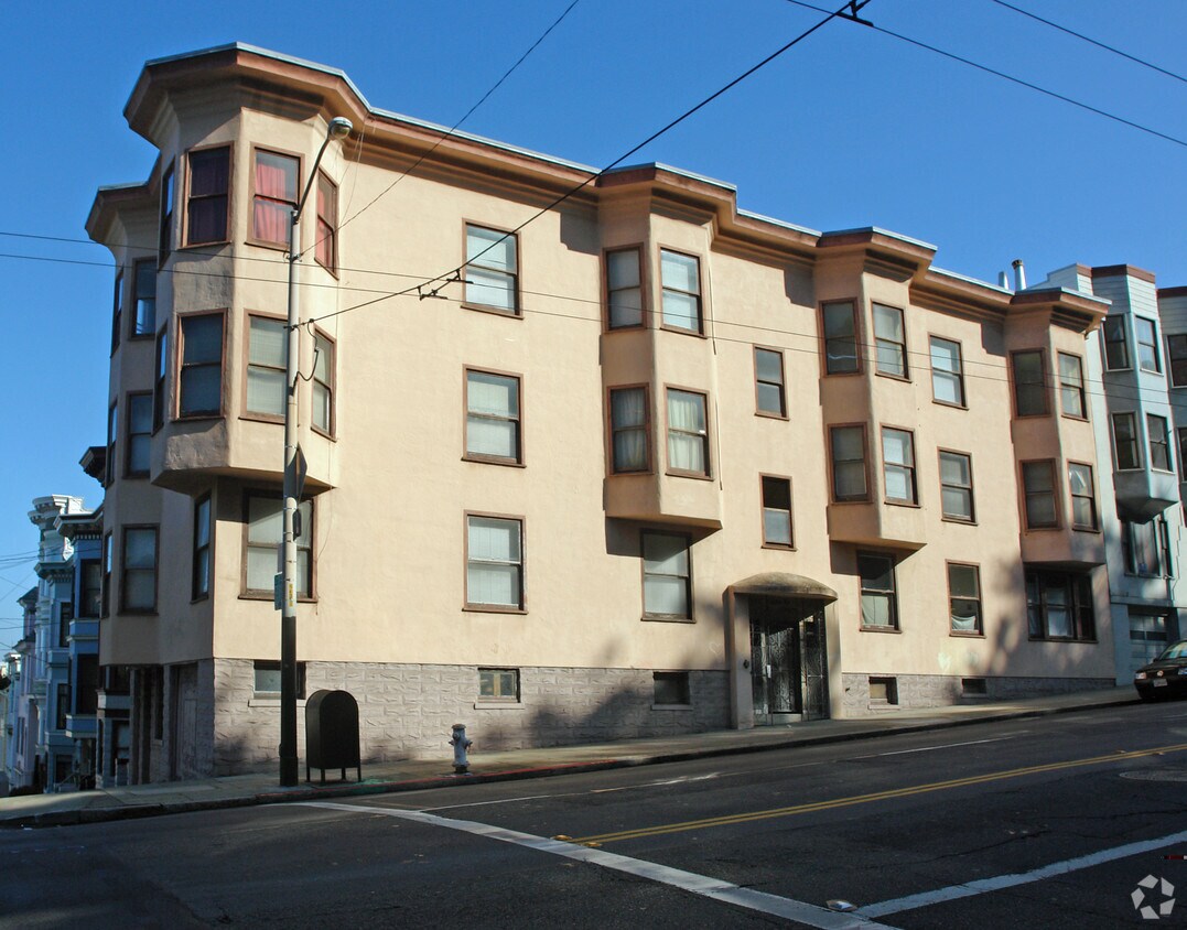 Primary Photo - 2384-2394 Fulton St