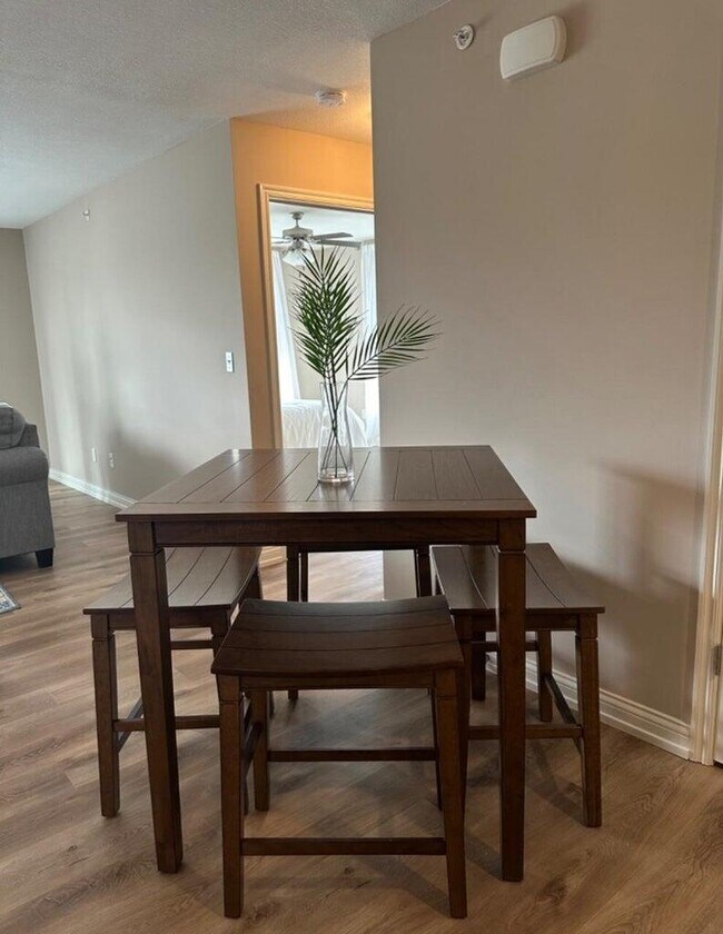 Foto del edificio - 2212 Chapel Hill Rd