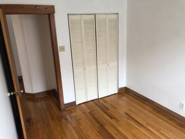 Foto del edificio - 3834 N Wilton Ave