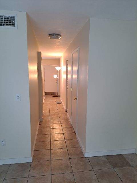 Building Photo - 4805 Rilma Ave