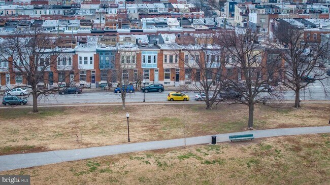 Foto del edificio - 263 S Ellwood Ave