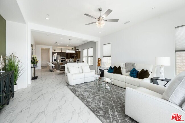 Building Photo - 112 Zinfandel