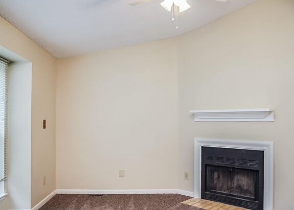 Building Photo - 5915 Suncreek Ct
