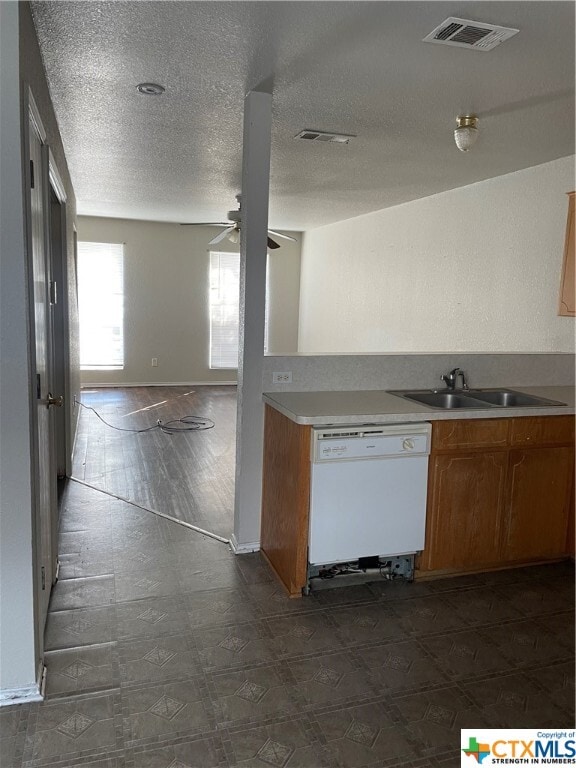 Foto del edificio - 3801 Woodrow Dr
