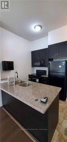 Photo du bâtiment - 4070-4070 Confederation Pkwy
