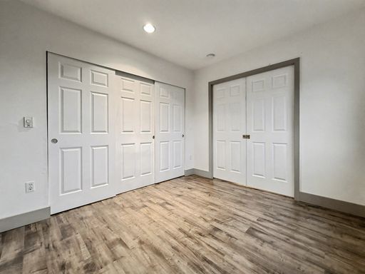 Foto del edificio - AVAILABLE NOW! Beautiful Queen Anne Condo with Puget Sound Views & Secure Parking!
