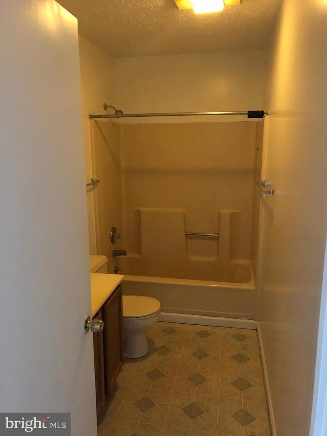 2354 Roosevelt Blvd, Winchester, VA 22601 Townhome Rentals in