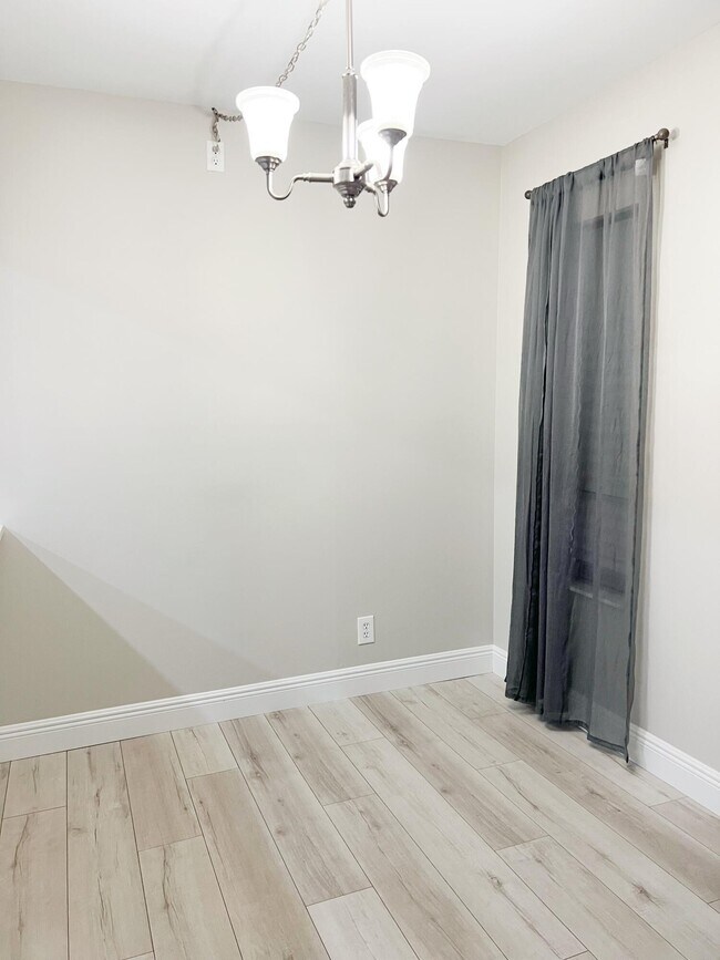 Foto del edificio - 1006 Green Pine Blvd