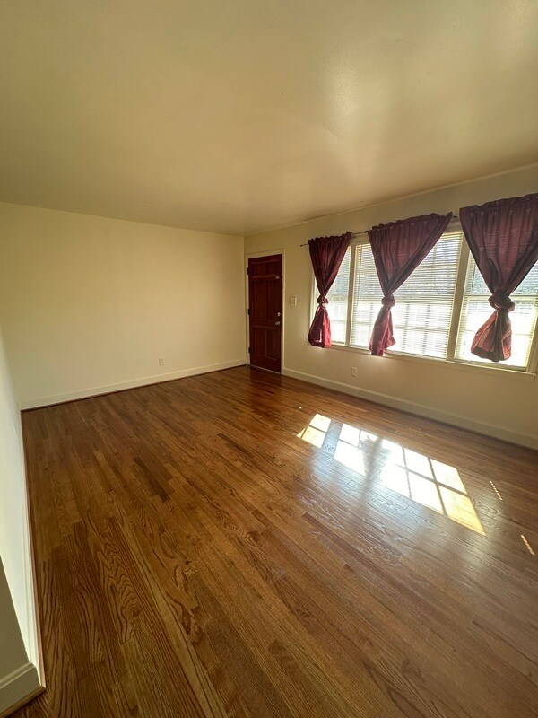 1535 Pierson Dr, Charlotte, NC 28205 Condo for Rent in Charlotte, NC