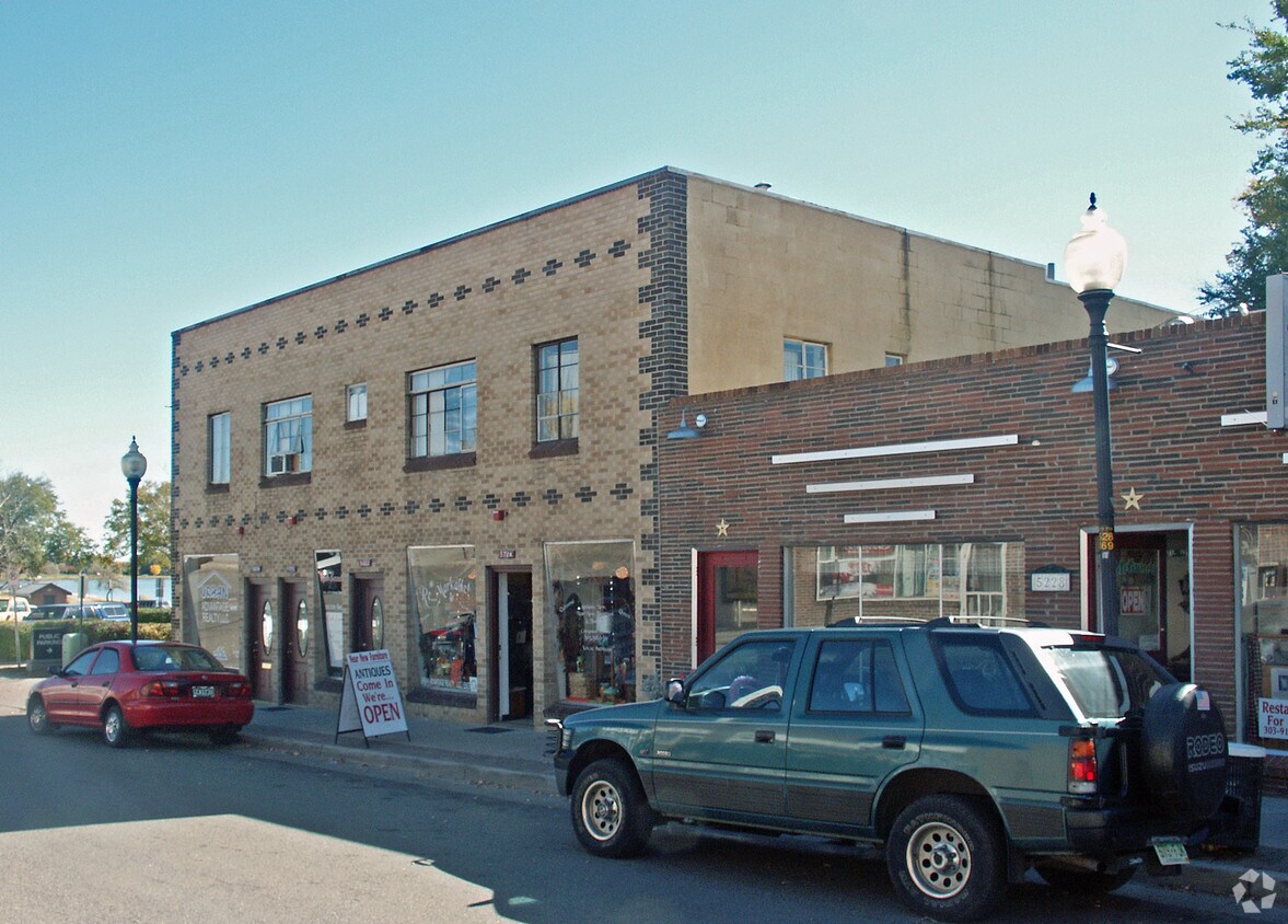 Edge Apartments Apartments in Edgewater, CO