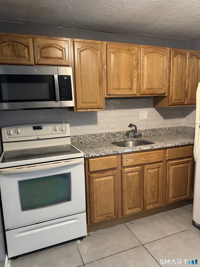 Foto del edificio - 356 Franklin Ave