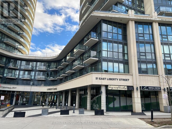 Photo du bâtiment - 51 E Liberty St