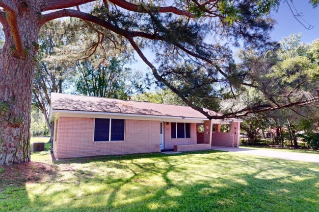 Foto del edificio - 118 Miller St