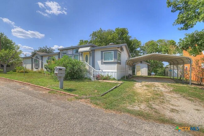 Building Photo - 238 Global Dr