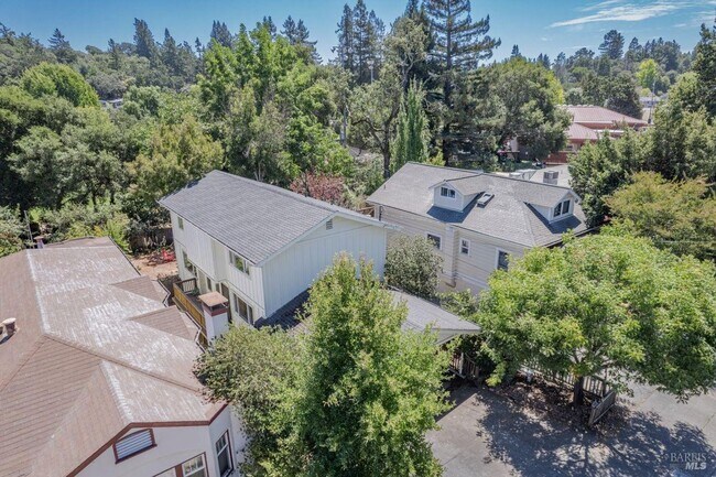 Foto del edificio - 7321 Bodega Ave