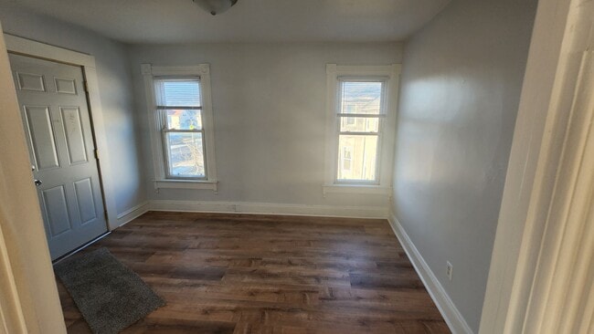 Building Photo - 1346/1348 George St.