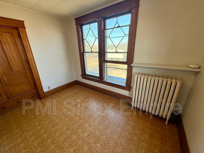 Foto del edificio - 731 W 18th St