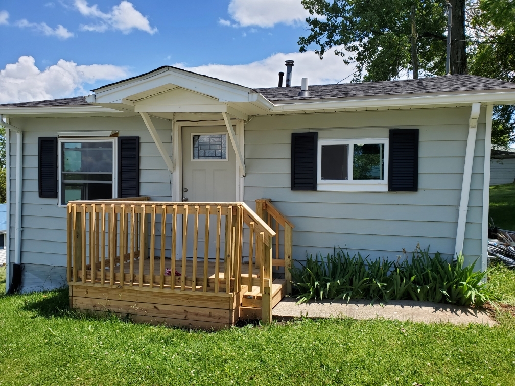 Exterior - 113 S Crestwood St