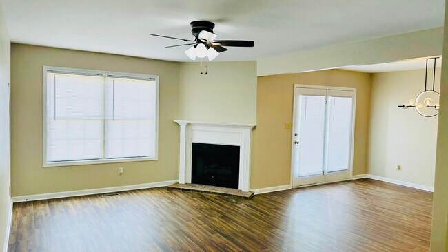 Foto del edificio - 529 Big Bear Ln