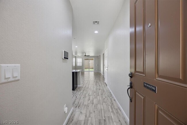 Foto del edificio - 917 Spiracle Ave