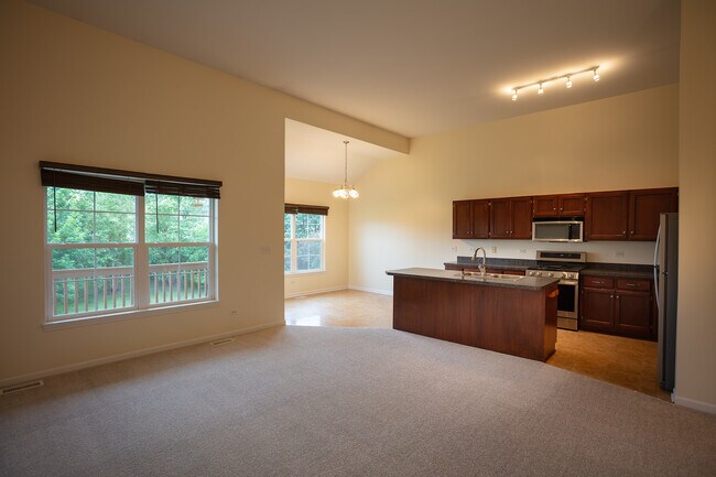 Foto del edificio - 23045 Ironwood Dr