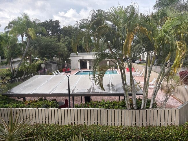 Foto del edificio - 3529 NW 35th St