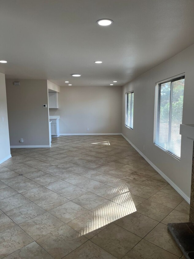 Primary Photo - Gorgeous Fully Remodeled 3 Bd. 2.5Ba Condo...