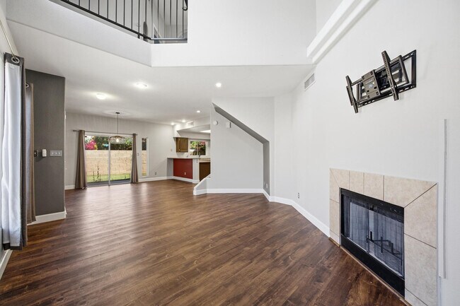 Foto del edificio - 10232 N 12th Ct