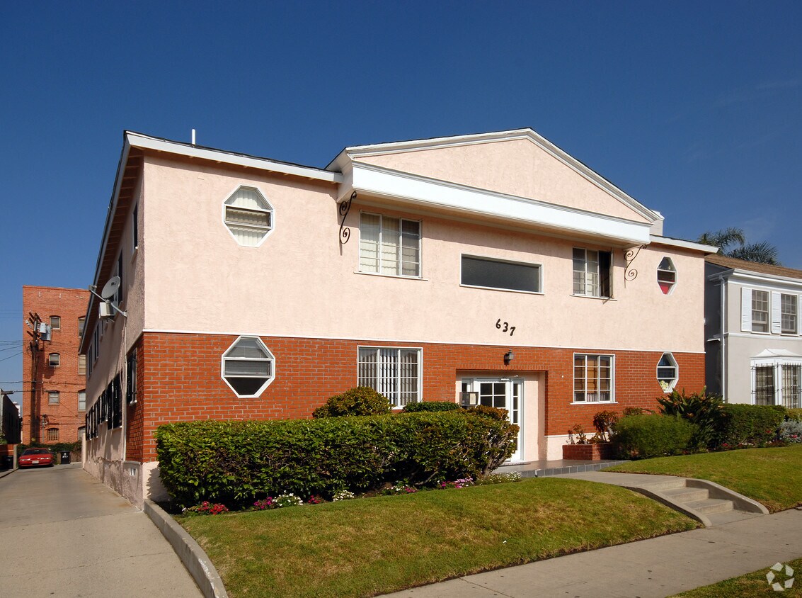 Foto del edificio - 637 S Dunsmuir Ave