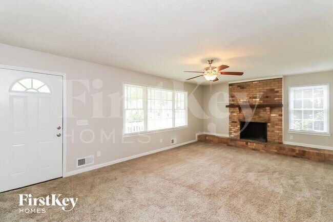 Foto del edificio - 4827 Cheri Lynn Rd NW