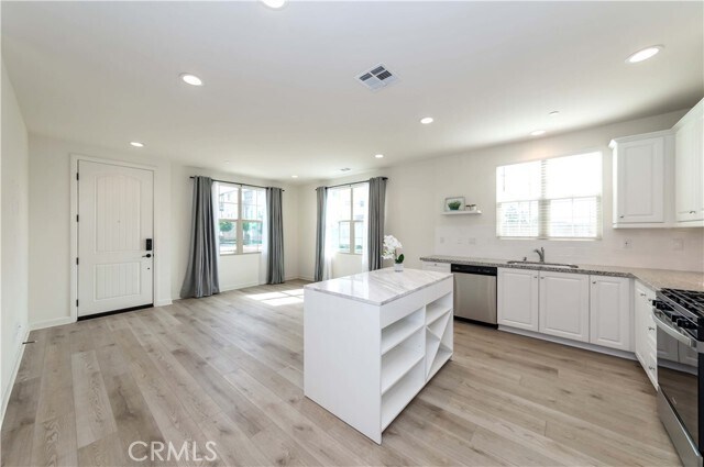 Foto del edificio - 352 Sunrise Ln