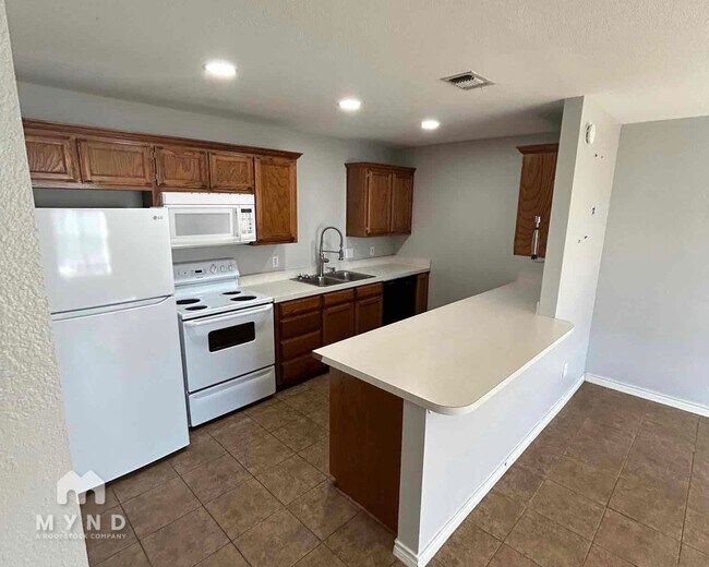 Foto del edificio - 4892 Masch Branch Rd