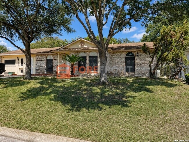 Foto del edificio - 7845 Village Oak Dr