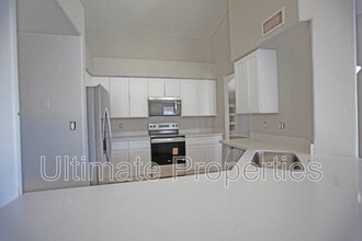 Building Photo - 5125 N 78th Dr
