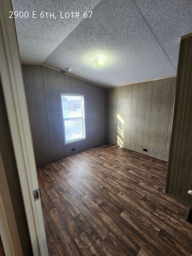 Foto del edificio - 2900 E 6th Ave