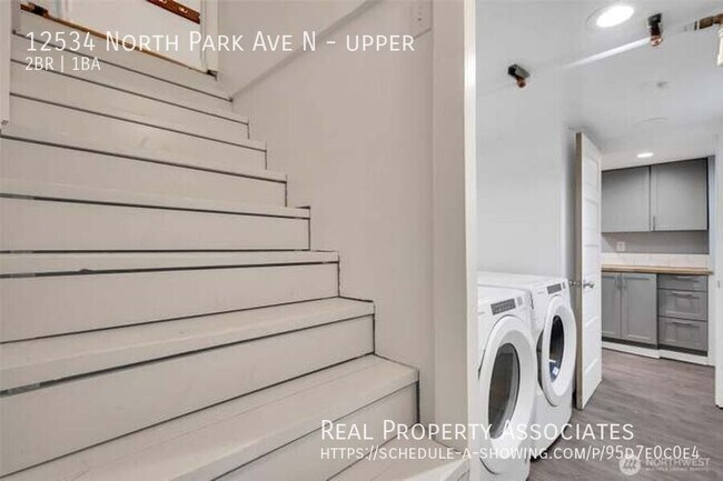 Foto del edificio - 12534 N Park Ave N