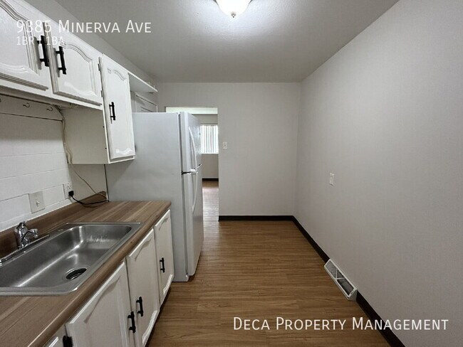 Building Photo - 9385 Minerva Ave