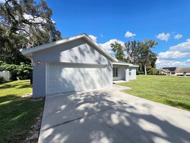 Building Photo - BEAUTIFUL 3 Bd/2Ba in Ocala!!
